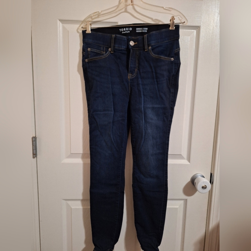 Torrid bombshell skinny jeans